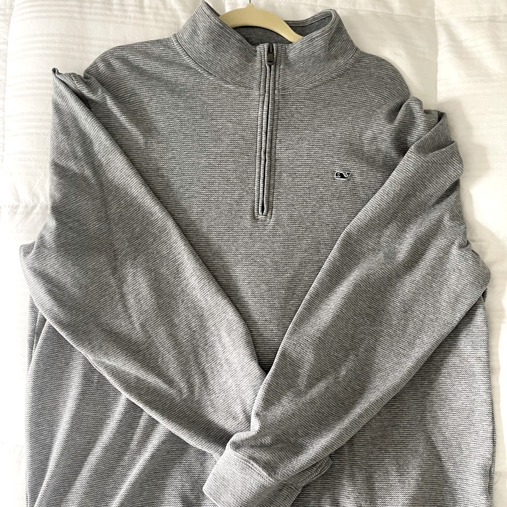 Vineyard Vines Men’s Quarter Zip Gray Sweater Pullover
